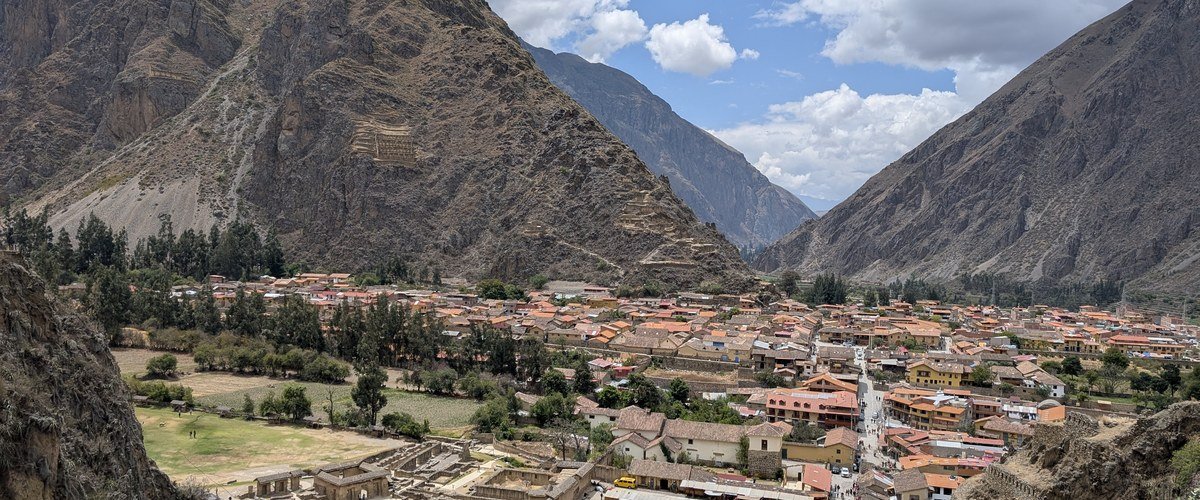 Ollantaytambo — Private tours experience in the Sacred Valley, Peru